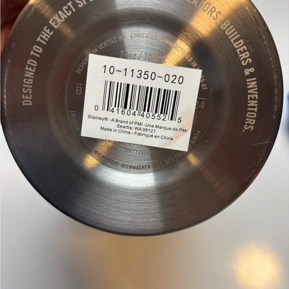 Stanley Pink and White‎ Insulated Water Bottle for Dining - Picture 3 of 5